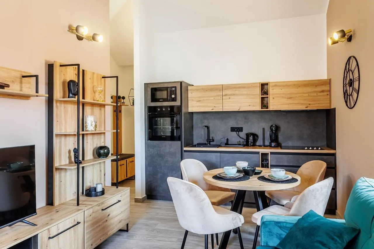 Apartmani Tanita Kastela 0*,
