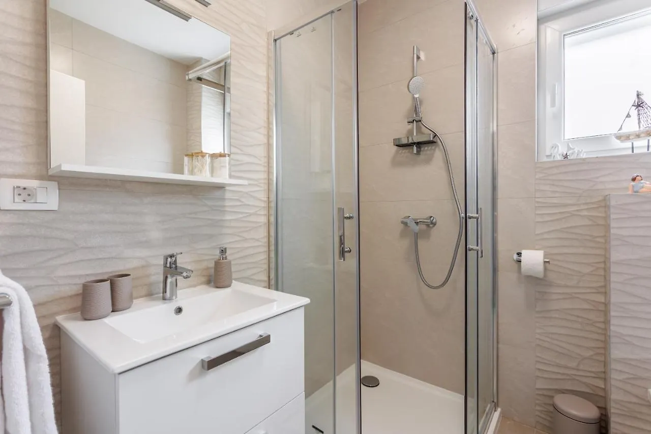 Apartmani Tanita Kastela Croatia