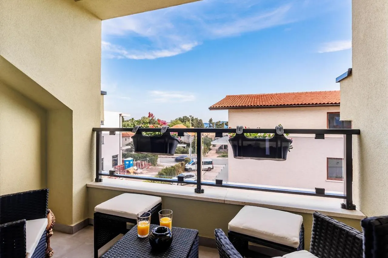 Apartment Apartmani Tanita Kastela Croatia