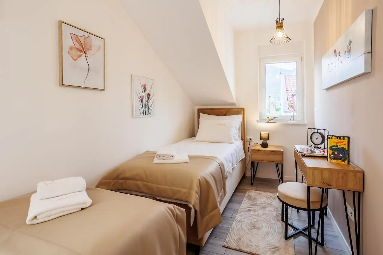 Apartmani Tanita Kastela