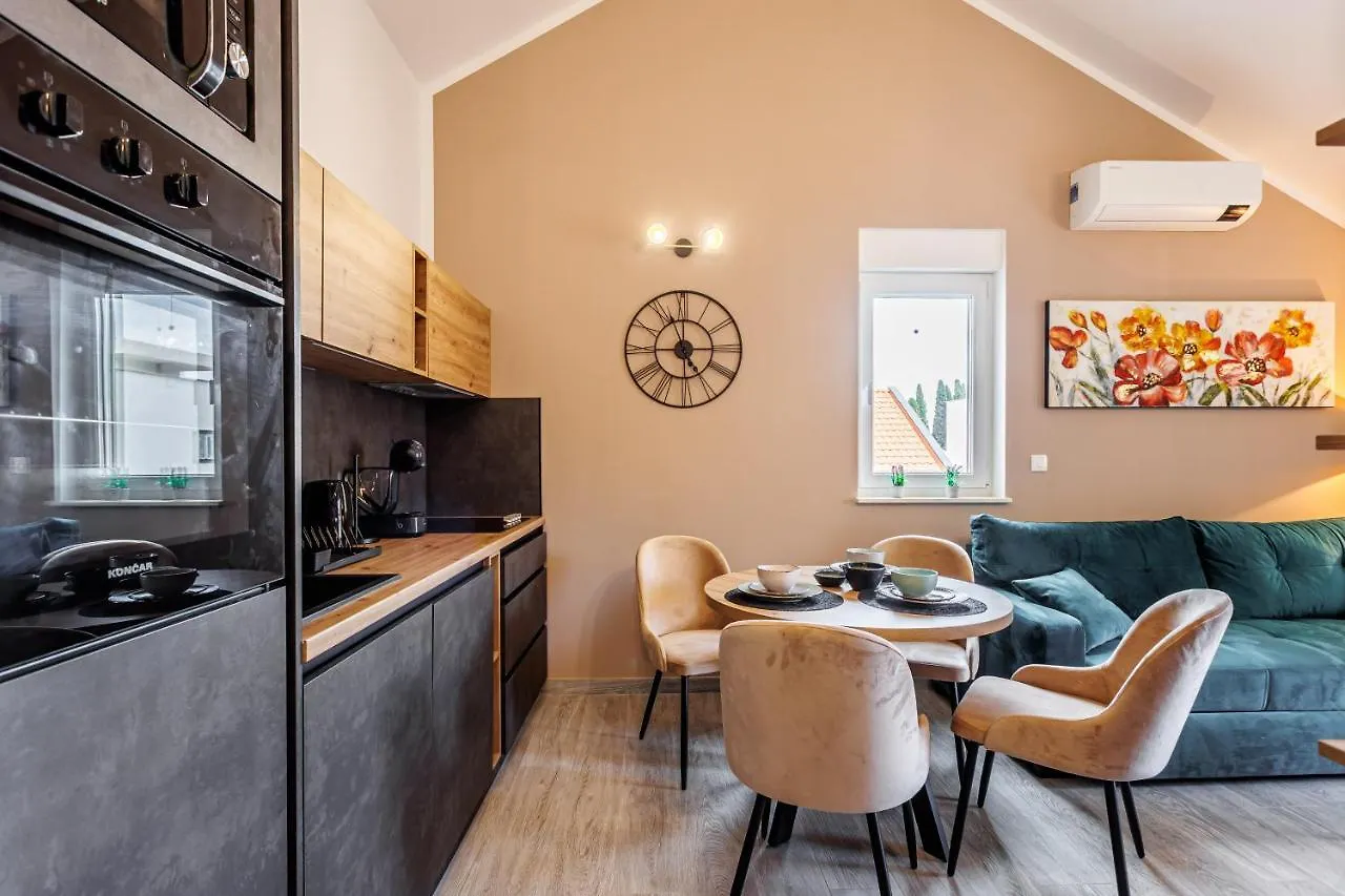 Apartmani Tanita Kastela